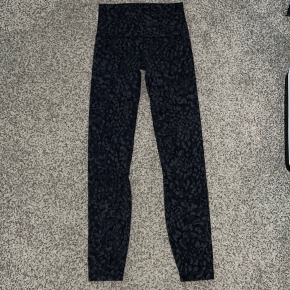 🔥Like New🔥 Leopard Camo Lululemon Align Leggings 28” Inseam